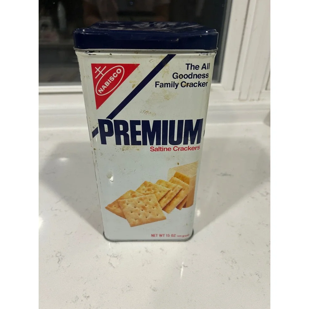 Vintage 1978 Nabisco Premium Saltine Crackers Tin with Lid 15 oz Collectible